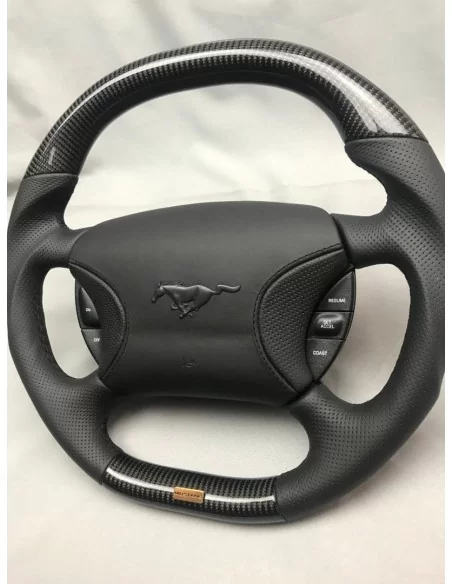  - Steering Wheels - 福特野马碳纤维真皮方向盘 - 2 - 在 Tuneverse 使用我们的优质碳纤维真皮方向盘改造您的福特野马！体验更强的性能和风格--现在就订购！✈️✉️