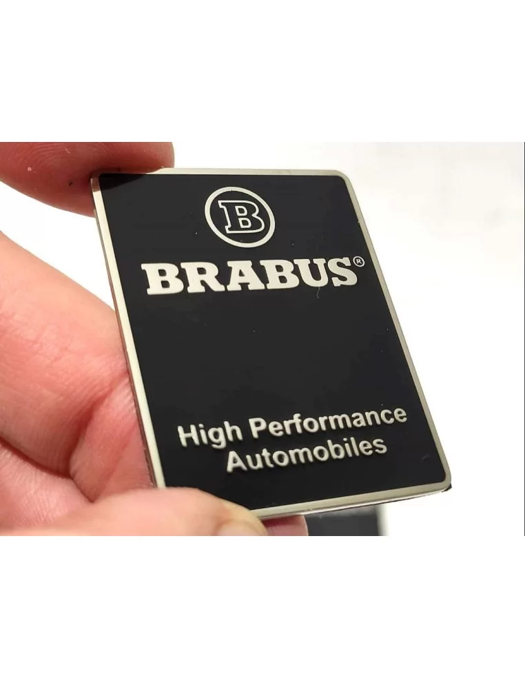  - Logos & Emblems - 用于梅赛德斯-奔驰 W463A W464 G 级轿车内柱的 Brabus High Performance 金属徽标 - 1 - 使用来自 Tuneverse 的金属 Brabus 高性能徽标升级您的梅赛德斯-奔驰