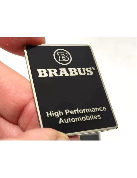  - Logos & Emblems - 用于梅赛德斯-奔驰 W463A W464 G 级轿车内柱的 Brabus High Performance 金属徽标 - 1 - 使用来自 Tuneverse 的金属 Brabus 高性能徽标升级您的梅赛德斯-奔驰