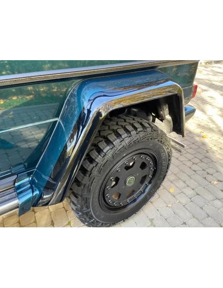  - Cars for Sale - Mercedes Benz W463 G klasa 3-drzwiowy SWB 4x4 - 12 - Odkryj kompaktową moc Mercedes Benz W463 G-Class 3-Door 