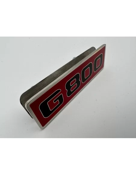  - logo & Emblems - Emblema rosso G800 metallizzato per griglia anteriore Mercedes-Benz Classe G W463 - 5 - Acquista l'emblema r