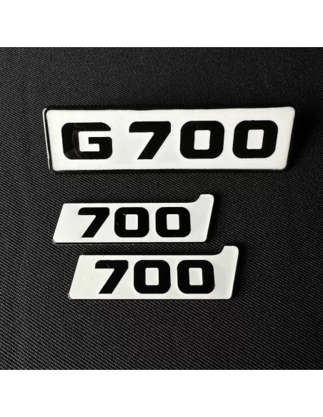  - Logos & Emblems - Metallic White Emblems Mercedes G700 front grille Brabus BITURBO 700 Side Plate logo badges G-Class W463 - 