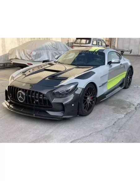  - Mercedes-Benz - 奔驰 GT 碳纤维 GTR 车身套件 - 1 - 令人惊叹的碳纤维 GTR 车身套件让您的梅赛德斯 GT 车焕然一新，其设计旨在增强性能，打造时尚、霸气的外观！✈️