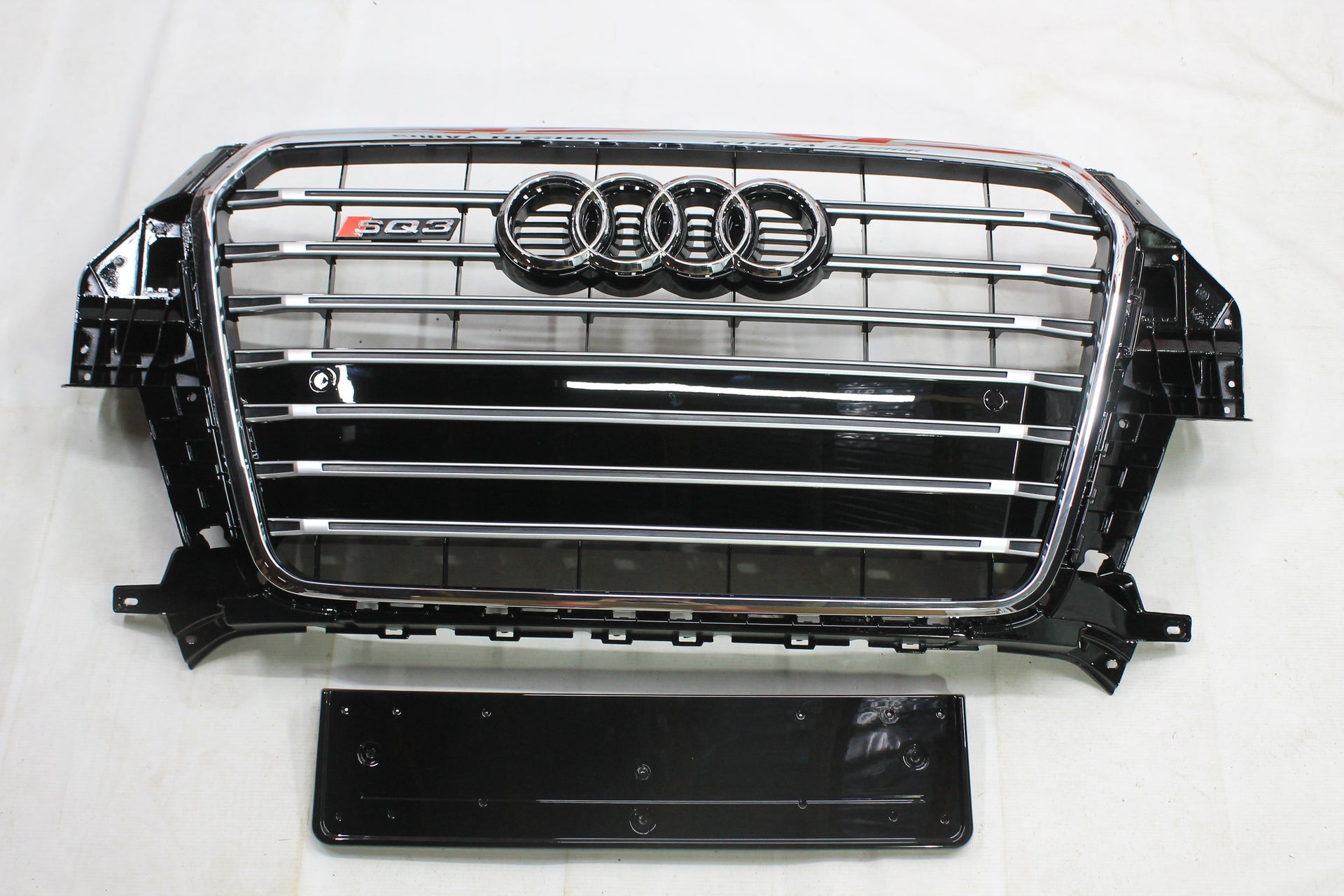 Audi Q3 8U 2012-2015 Kühlergrill Wabengrill SQ3 Optik Chrome