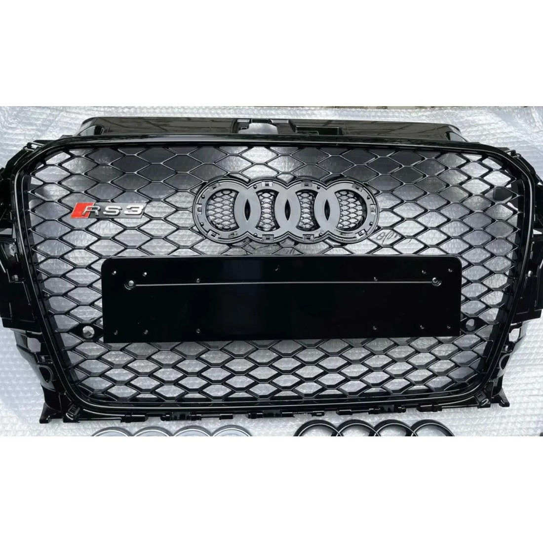 Für Audi A3 8V 2012-2015 Wabengrill Grill RS3 Black Style