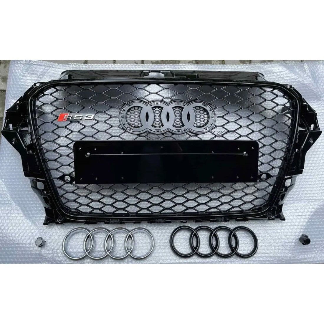 Für Audi A3 8V 2012-2015 Wabengrill Grill RS3 Black Style