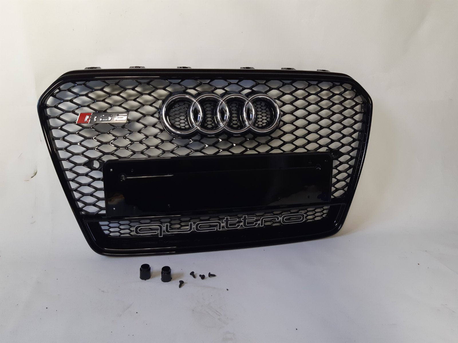 Für Audi A5 8T 2012-2015 Kühlergrill Grill RS5 Black Quattro Optik